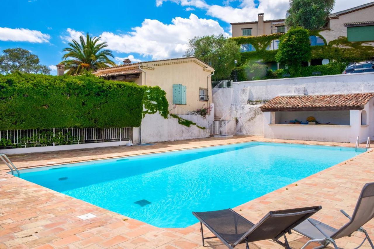 Bas De Villa, Piscine, 3 Etoiles Сен-Поль-де-Ванс Екстер'єр фото